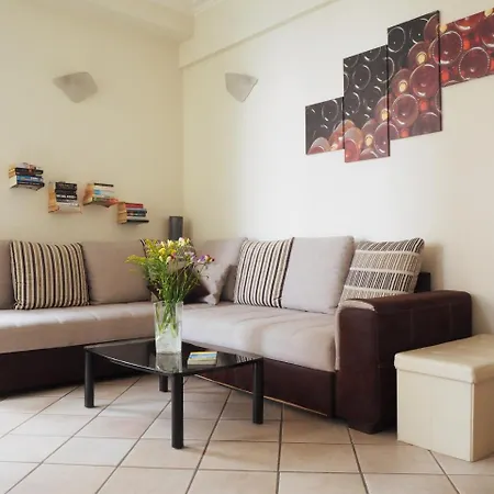 Centre - With Balcony And Stunning Sea View! Nizza