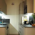 דירה Centre - With Balcony And Stunning Sea View!